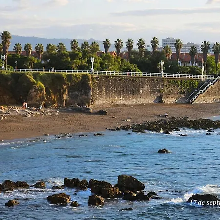 Piso Moderno 3 Severo Ochoa 31 2a Apartment *