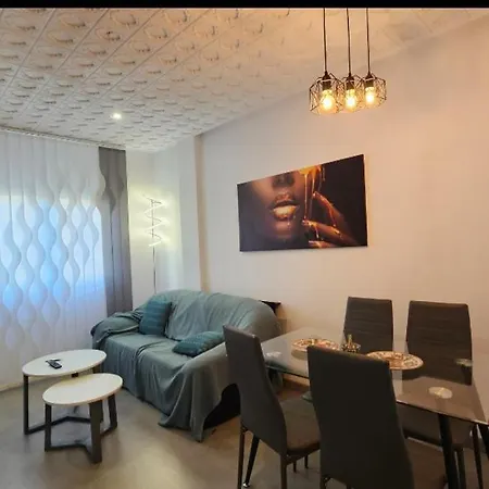 Piso Moderno 3 Severo Ochoa 31 2a Apartment